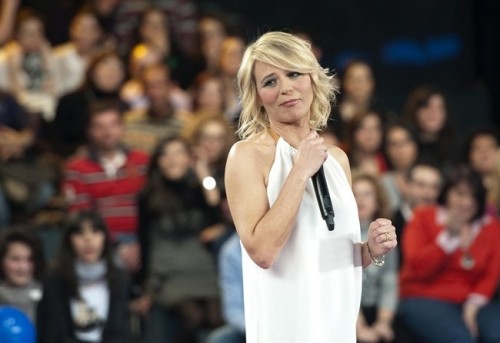 Maria De Filippi difende Eleonora Abbagnato ad Amici 12  