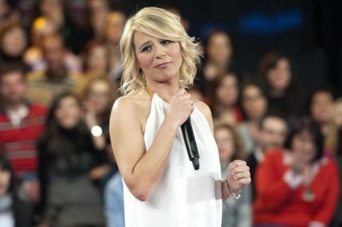 Uomini e donne 2013 anticipazioni, Maria De Filippi vuole Nicole Minetti sul trono?  