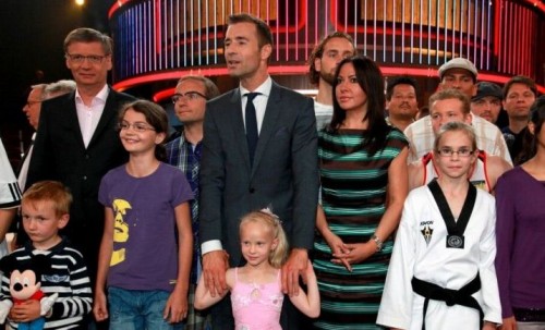 Come partecipare a Grandi contro Piccoli, nuovo talent di canale 5  