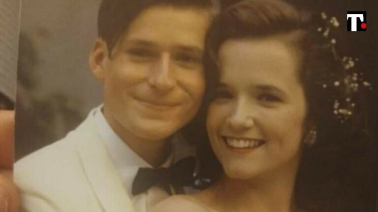 Torna la bufala coi genitori in Ritorno al Futuro da giovani e la famosa foto  